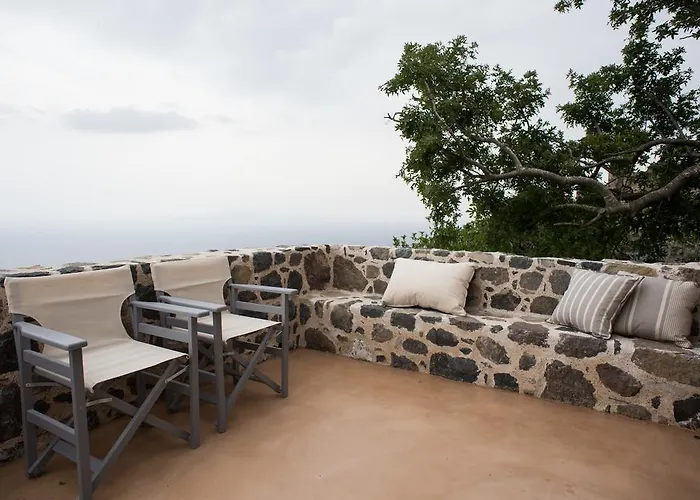 Feriehus Moustafa Stone House *
