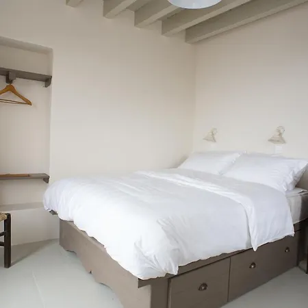 Moustafa Stone House Emporeios (Nisyros)